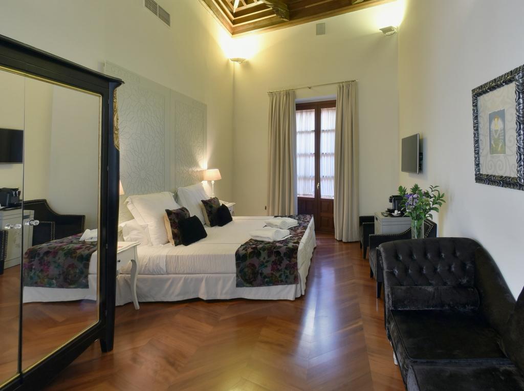 Palacio Pinello (Adults Only) Σεβίλλη Εξωτερικό φωτογραφία